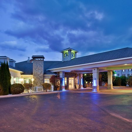 Holiday Inn Express St Ignace-Lake Central By Ihg Saint Ignace Exterior photo
